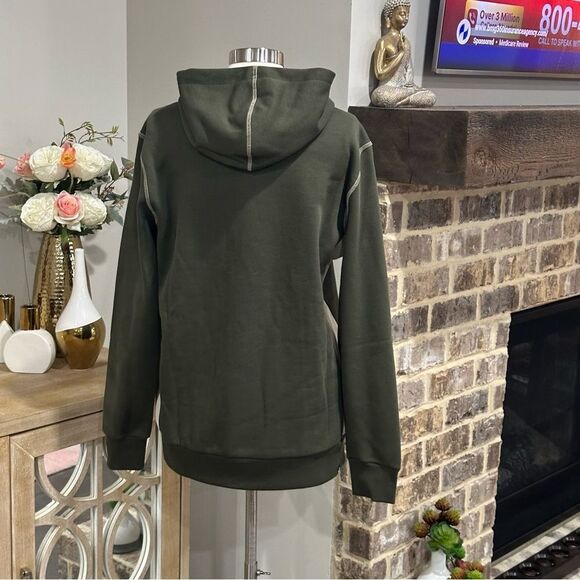 PUMA Men’s Patched Up Fleece Pullover Hoodie in the Size Medium in Olive Green - Picture 7 of 9